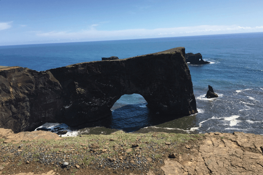 Dyrhólaey gatklettur