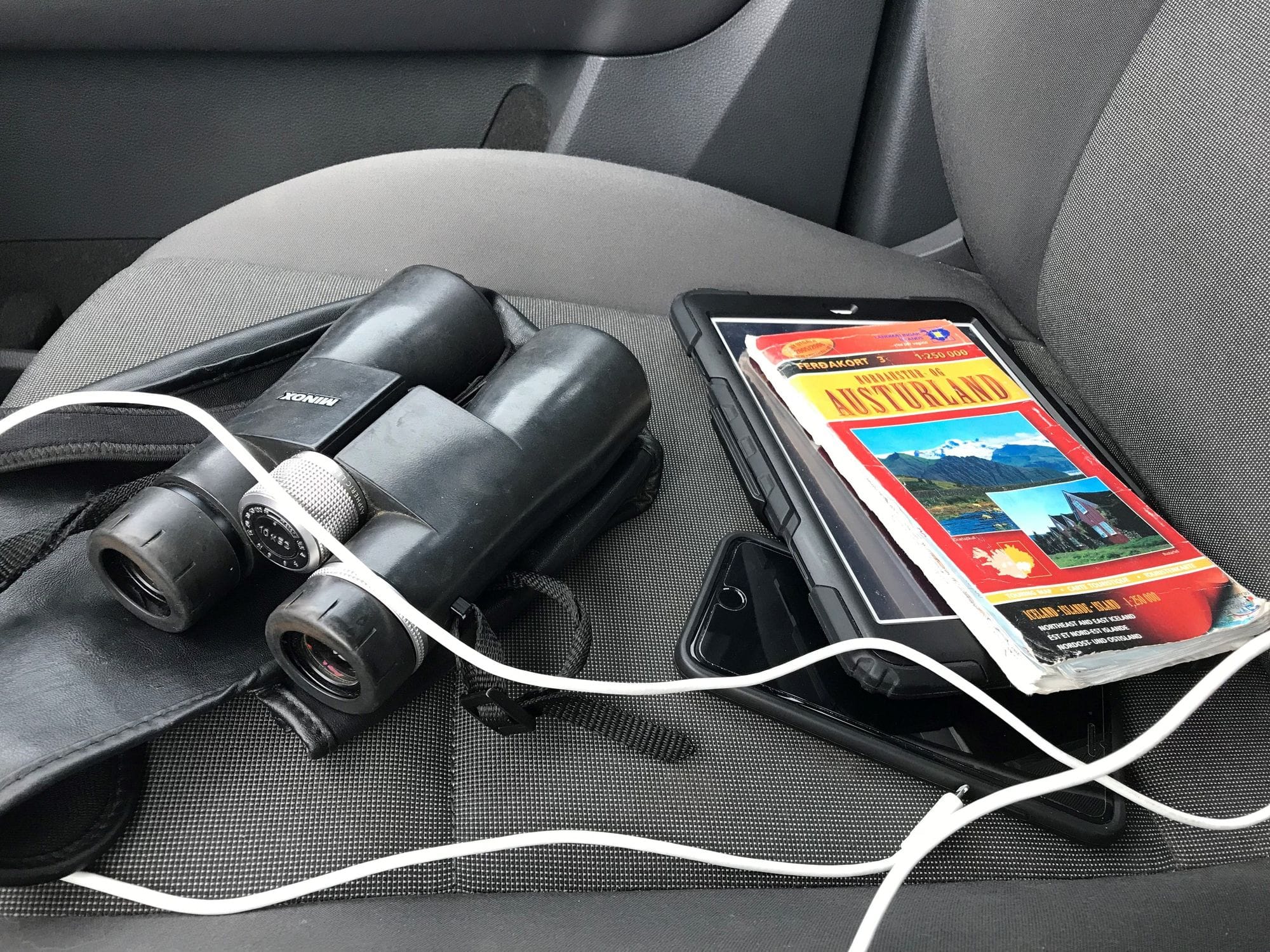 Kíkir og handbók hreindýraleiðsögumanns