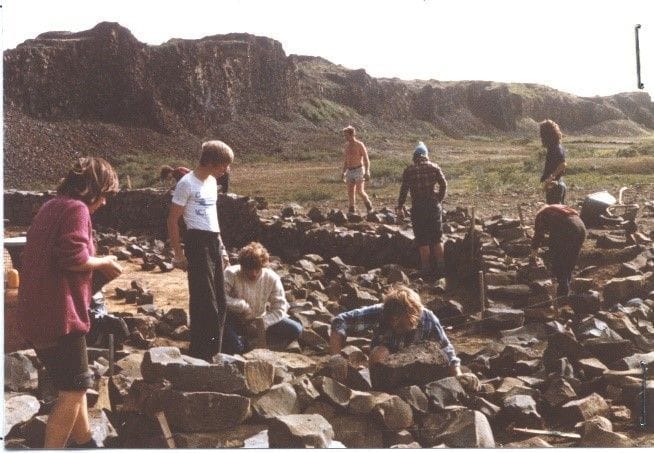 Sjálfboðaliðar saga